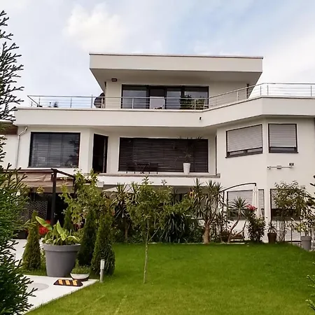 Lägenhetshotell Casa Blanca 4*