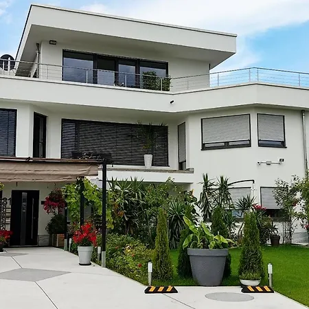 Casa Blanca Lägenhetshotell